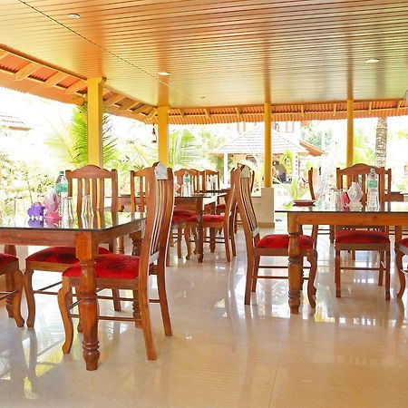 Pozhiyoram Ayurveda Beach Resort Alappuzha Exterior photo
