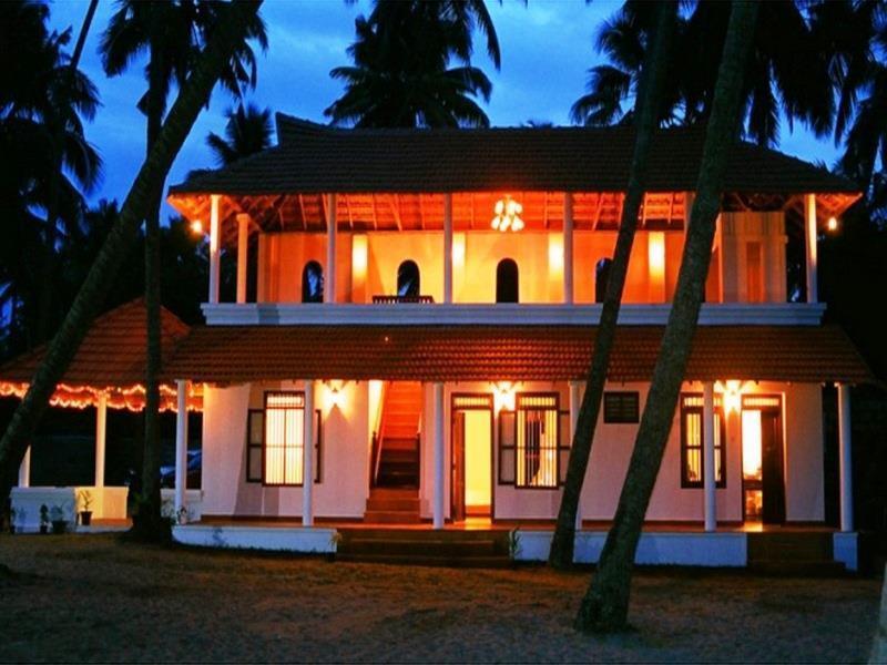Pozhiyoram Ayurveda Beach Resort Alappuzha Exterior photo