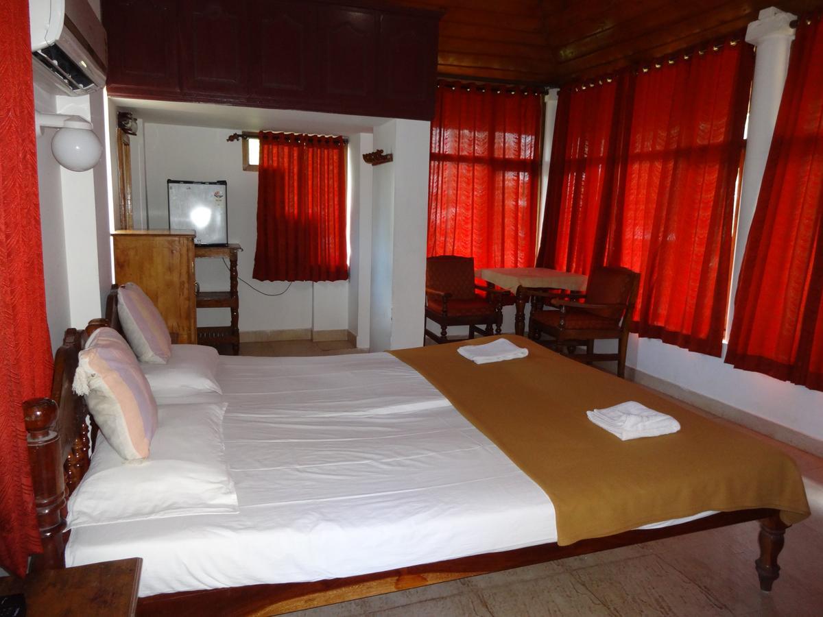 Pozhiyoram Ayurveda Beach Resort Alappuzha Exterior photo